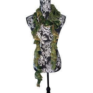 Green Ruffle Knit Spiral Scarf Lightweight Textured Mesh Spring Accessory Winter